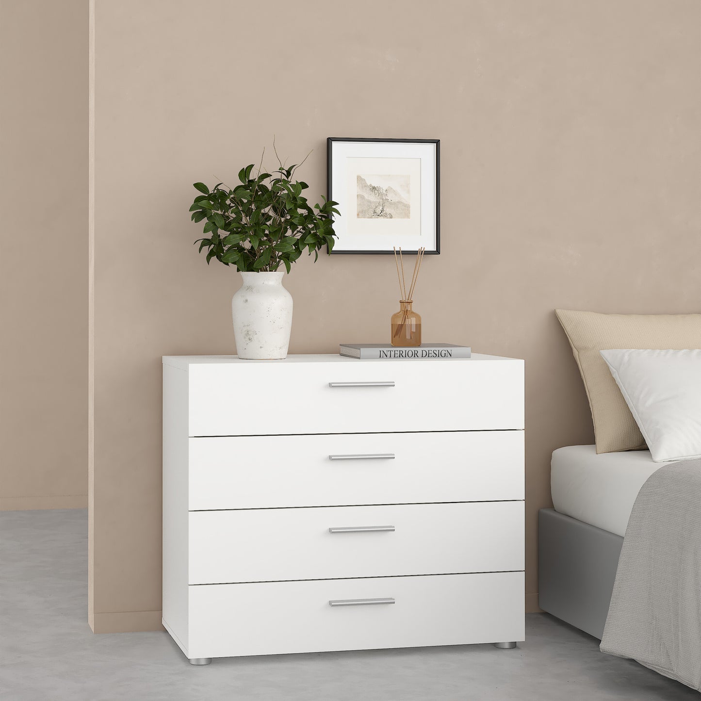 pepe chest of 4 drawers in white