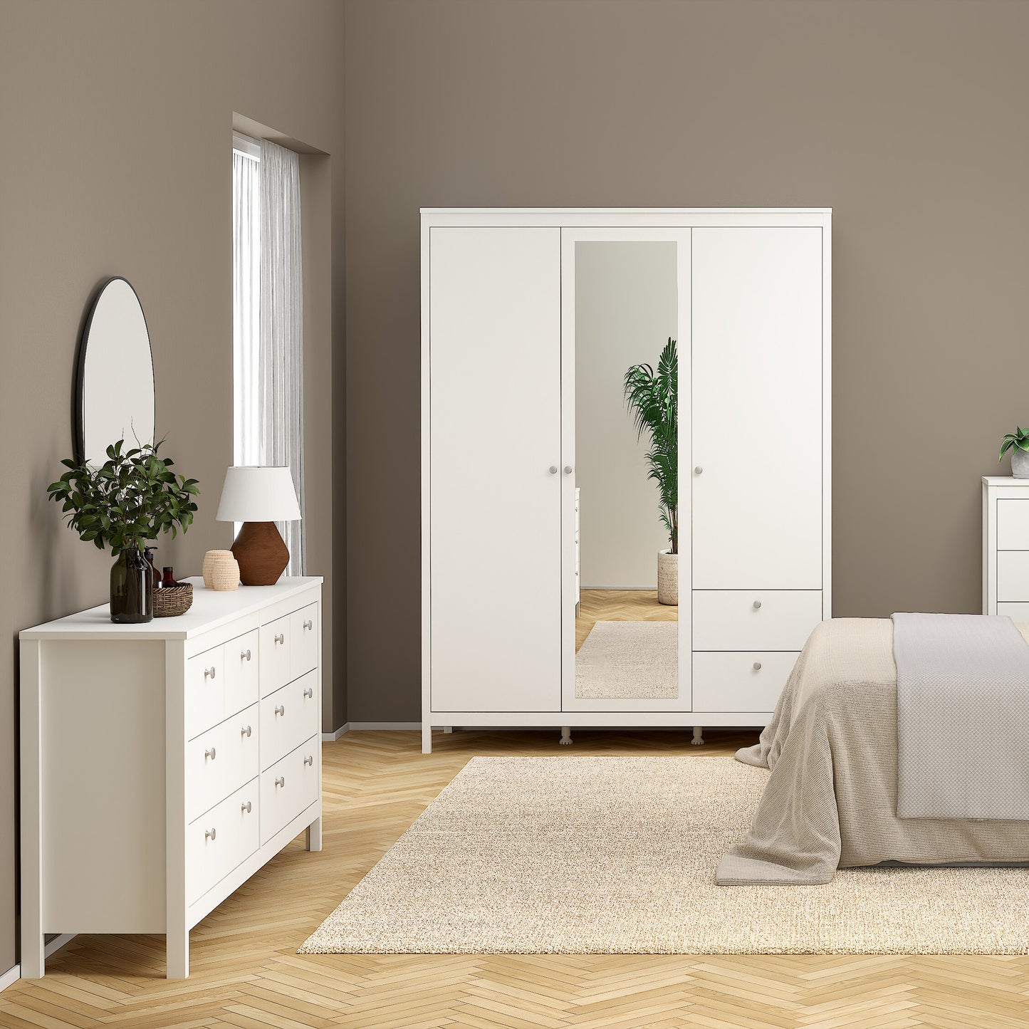 madrid double dresser 4+4 drawers in white