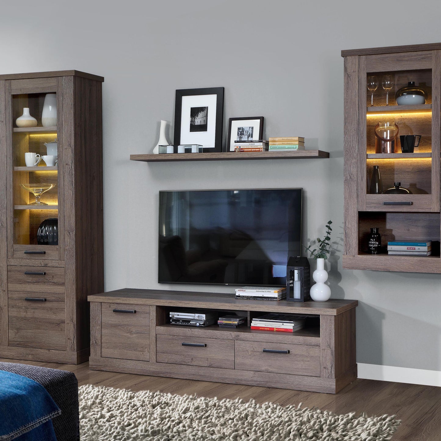 corona wall shelf 200cm in tabak oak