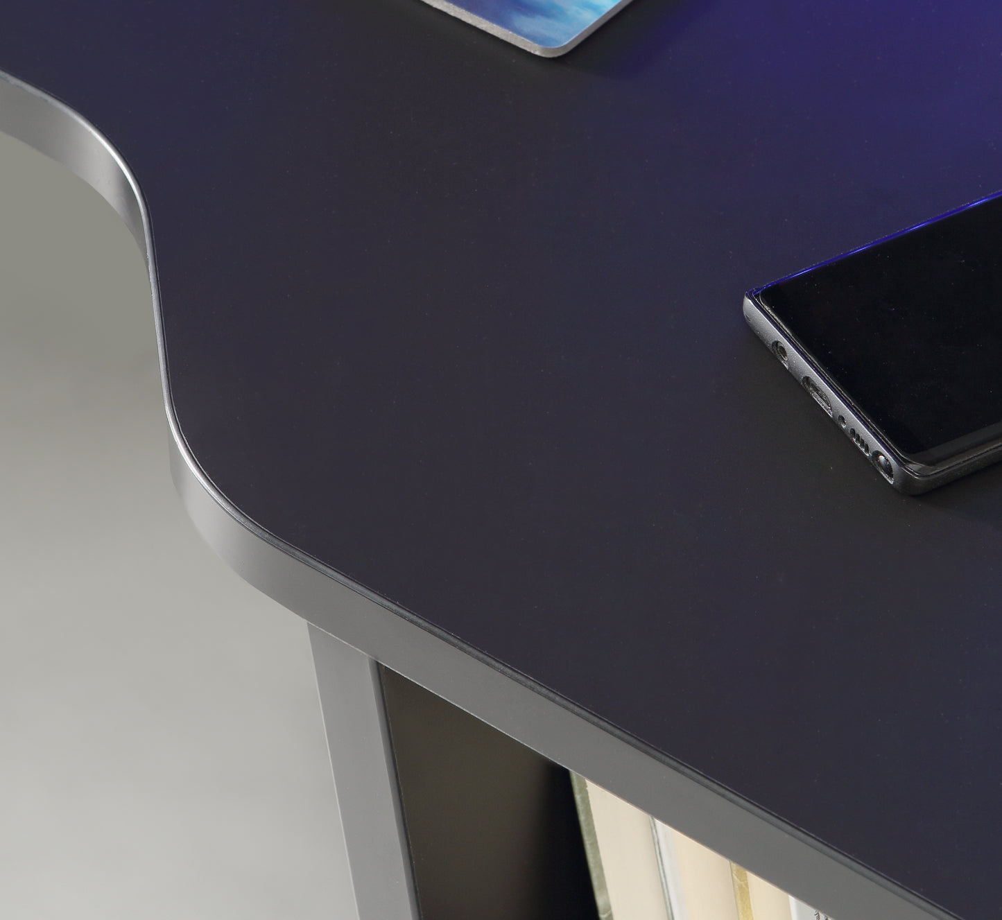 tezaur wide black gaming desk with colour changing led