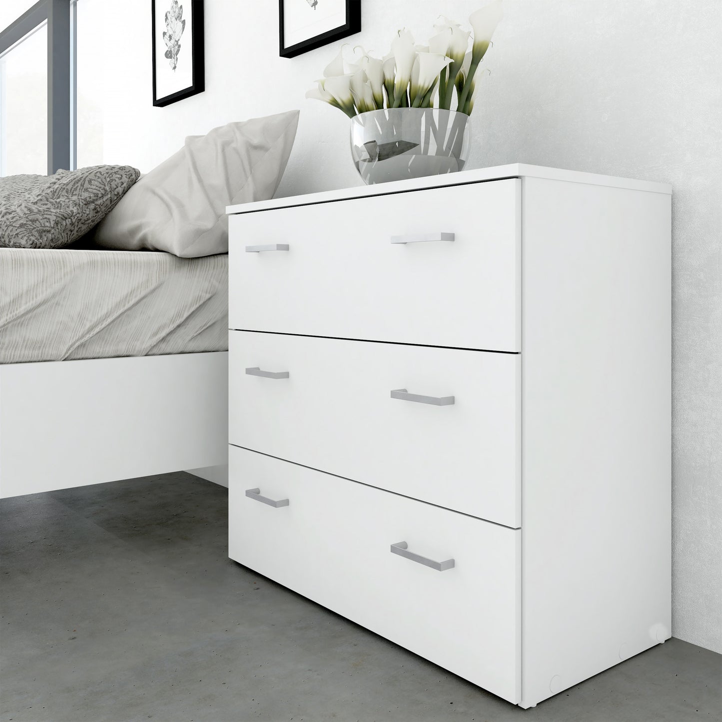 space chest of 3 drawers in white